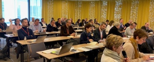 De Dag van de Experts nadert met rasse schreden